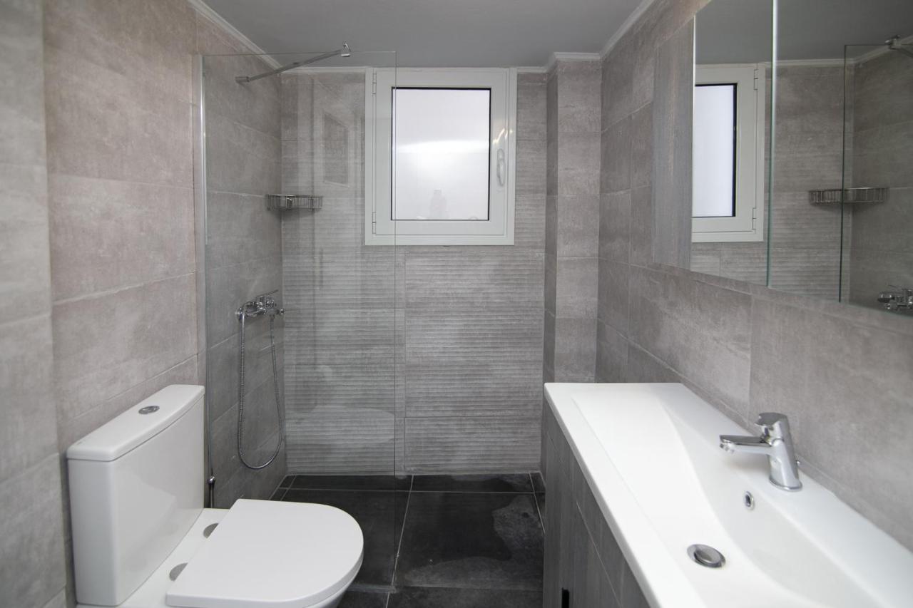 Nobili Guesthouse เอเธนส์ ภายนอก รูปภาพ
