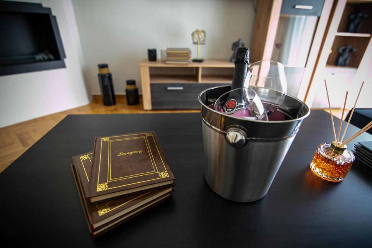 Nobili Guesthouse เอเธนส์ ภายนอก รูปภาพ